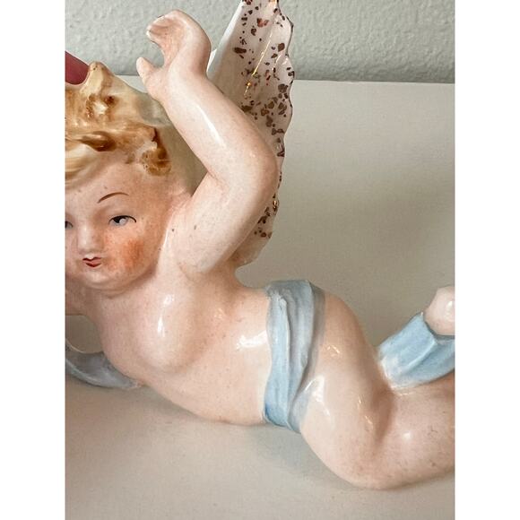 Vintage Winged Cherub Angel Wall Pocket Figurine it Cherub Planter Stamped Japan - Picture 9 of 9